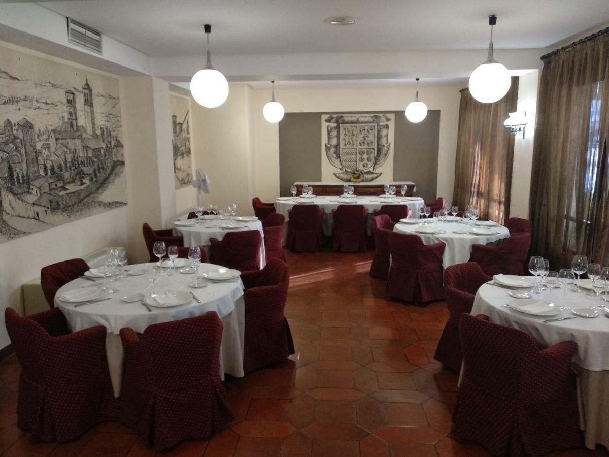 Hotel Las Cigueenas Trujillo Zewnętrze zdjęcie