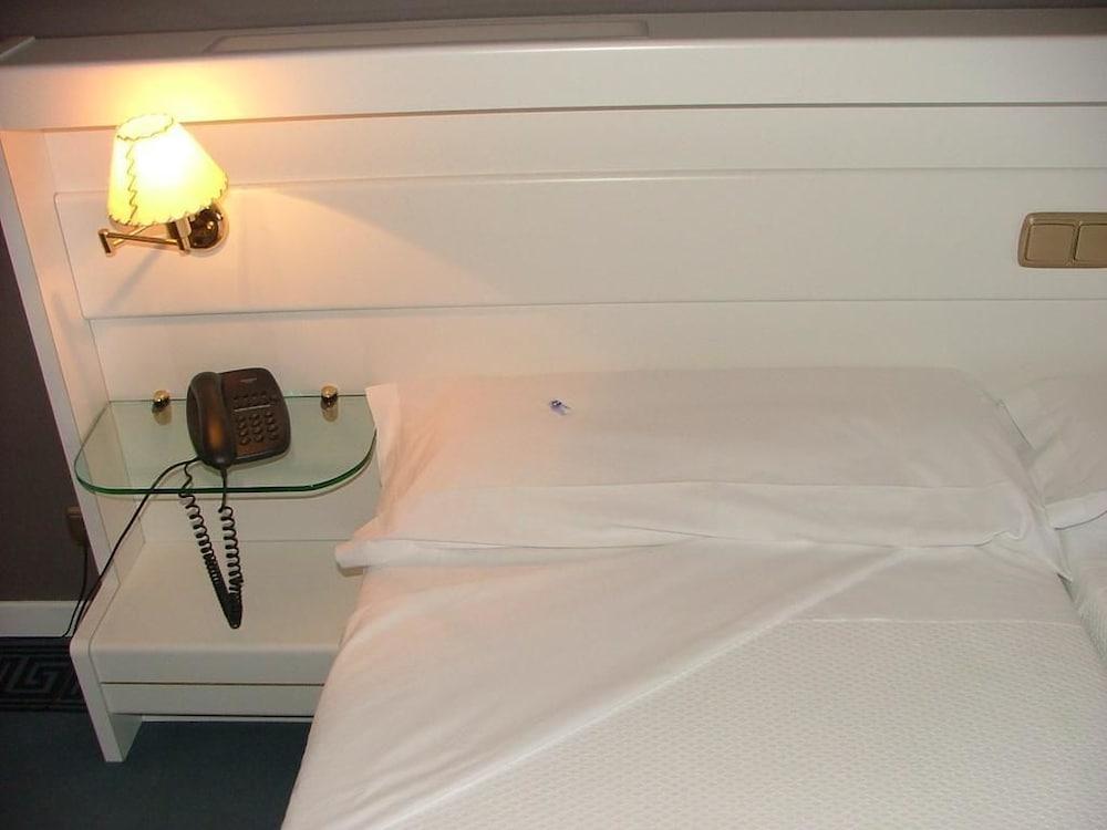 Hotel Las Cigueenas Trujillo Zewnętrze zdjęcie